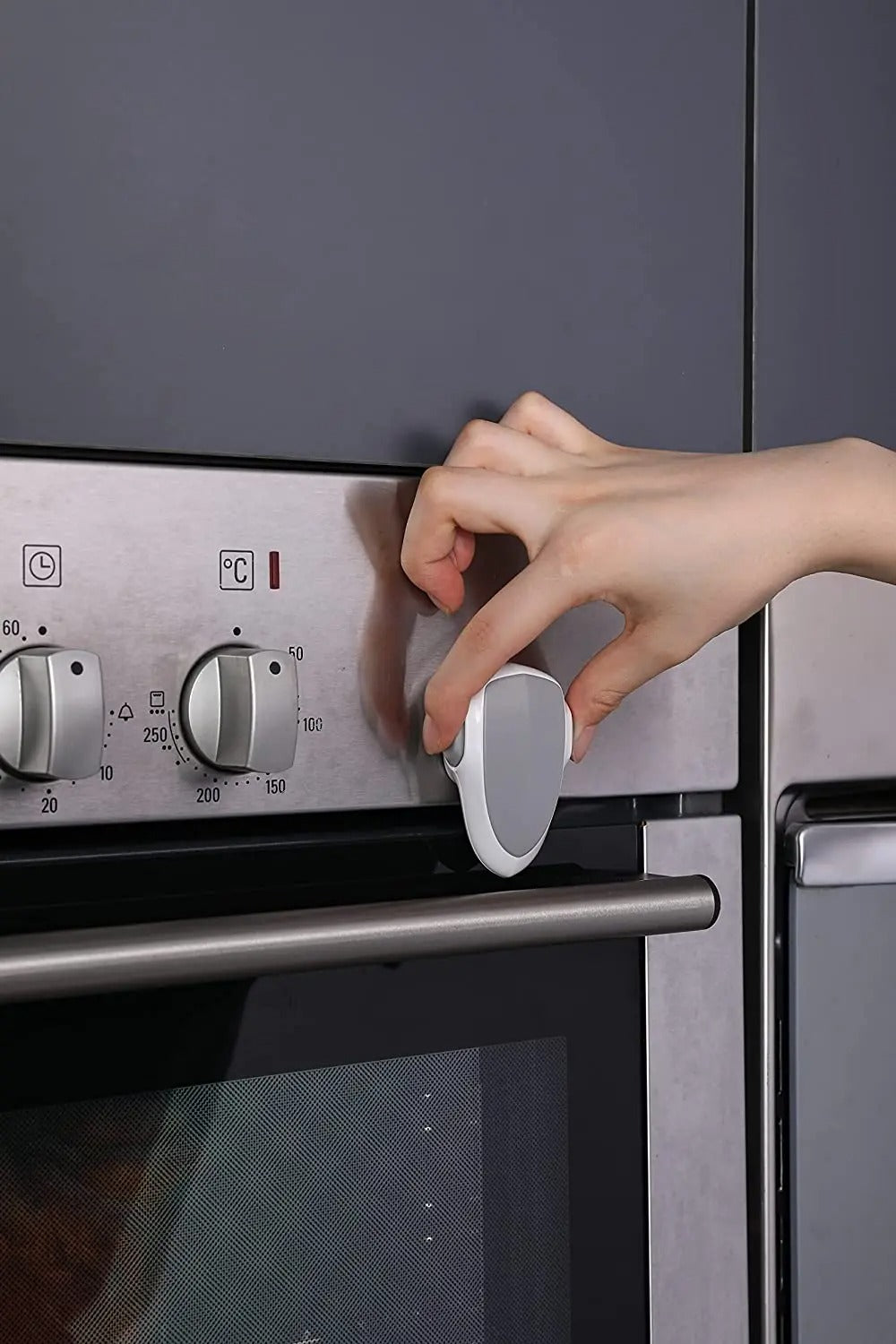 The Child Safety Oven Lock
